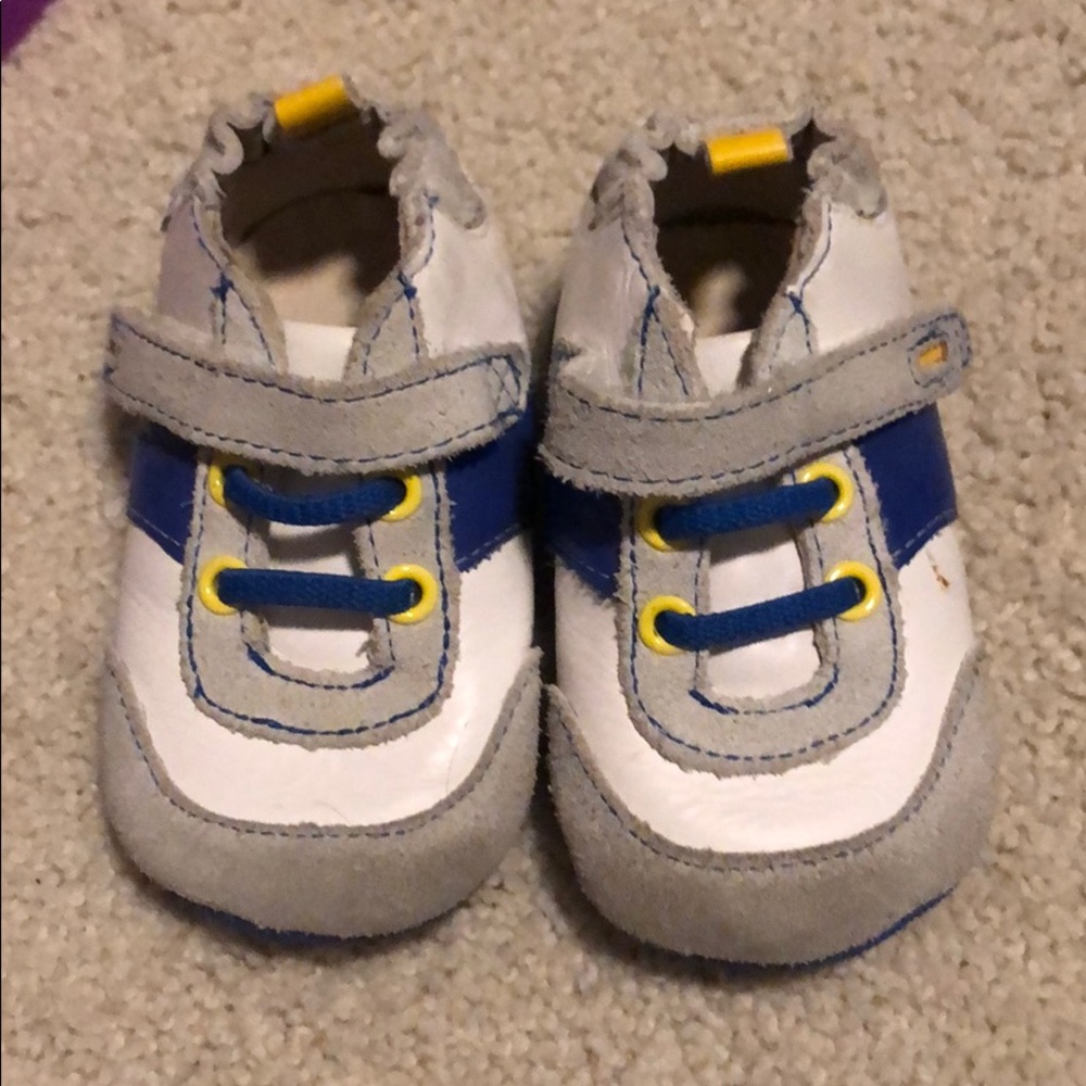 Robeez shoes